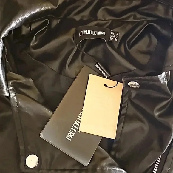 NWT Womens Pretty Little Things Black Faux Leather Oversized Moto Jacket Sz 2 - Picture 3 of 8